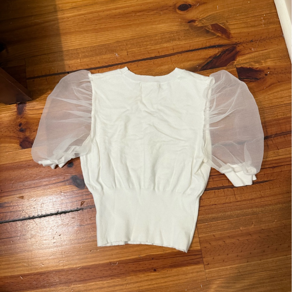 Idem Ditto White Puff Sleeve Top - Picture 2 of 3